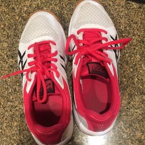 Aasics volleyball shoes